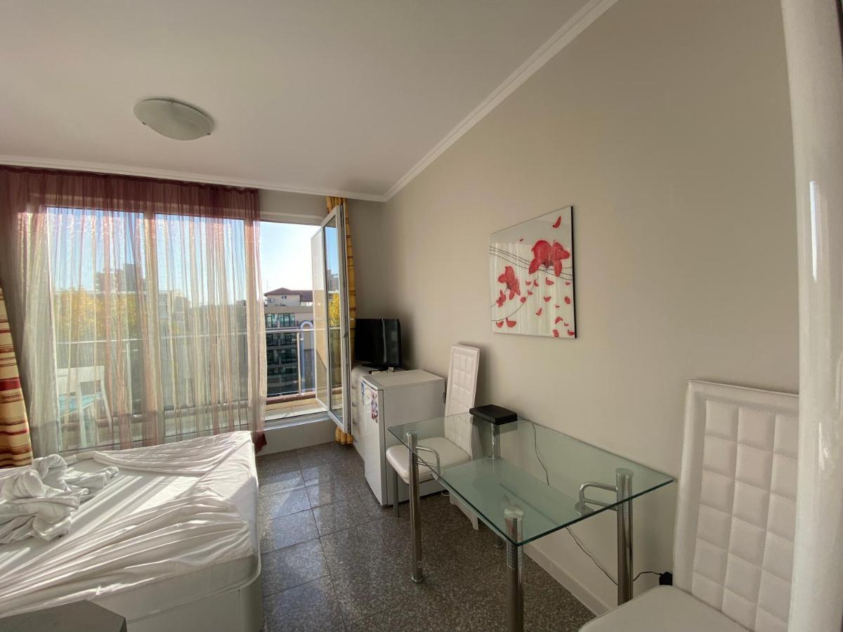 Admiral Plaza C52 Studio Pantai Sunny Bagian luar foto