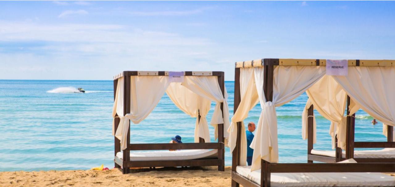 Admiral Plaza C52 Studio Pantai Sunny Bagian luar foto